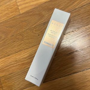 NIB Monat BB Cream SPF 40 shade Vanilla